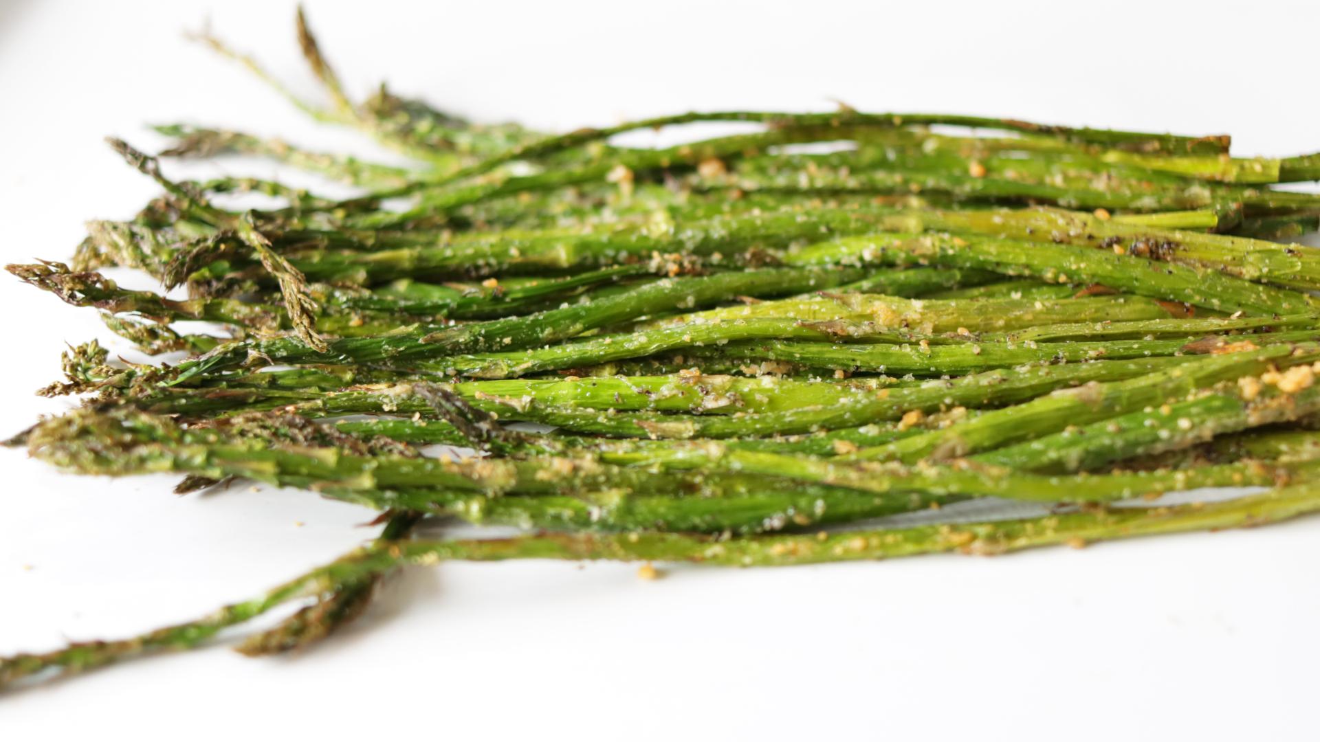 How to Cook Asparagus in the Air Fryer | Air Fryer Asparagus Recipe.jpg