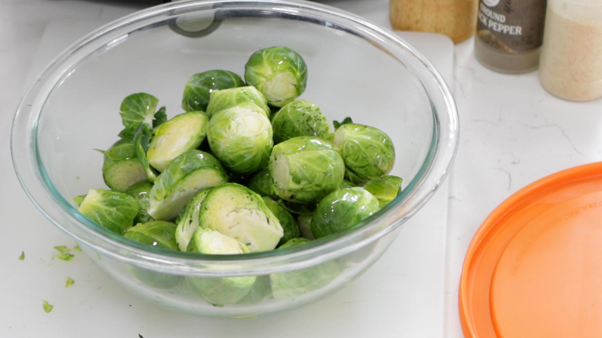 How to Cook Brussels Sprouts in the Air Fryer.00_02_34_02.Still003.jpg