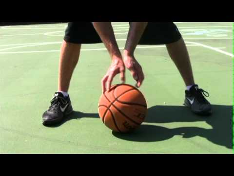 How to Dribble a Basketball Fast - Notic Dribbles | Snake