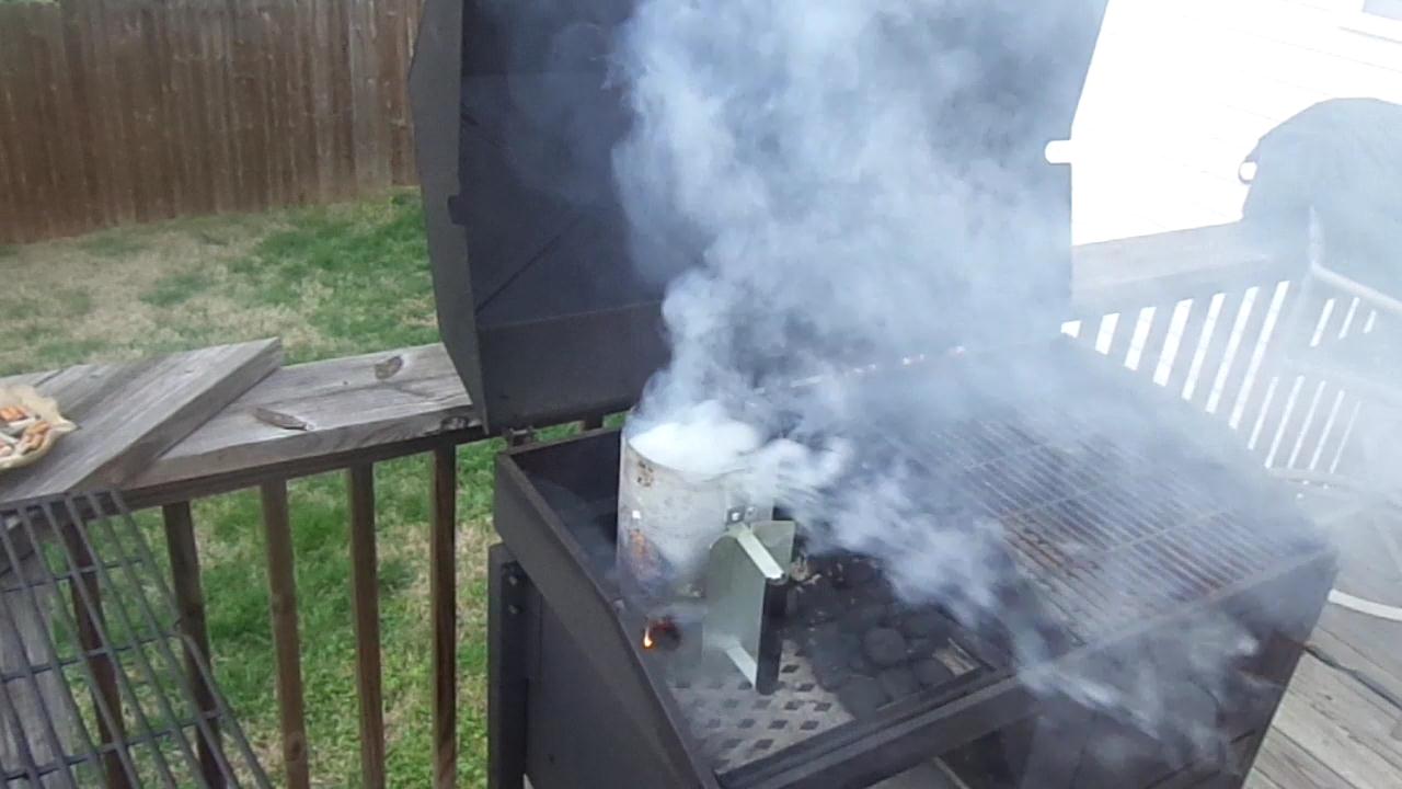 How to Light a Charcoal Grill with Chimney Thumb.jpg