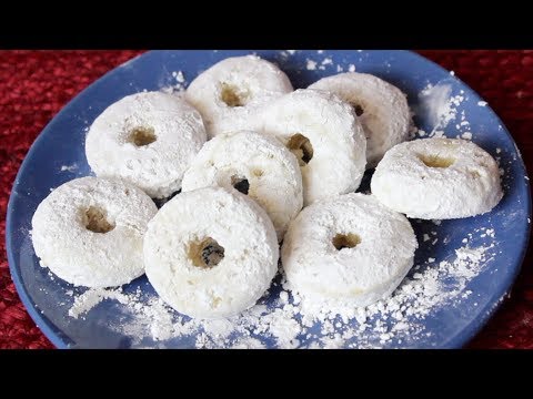 How to Make Powdered Donuts