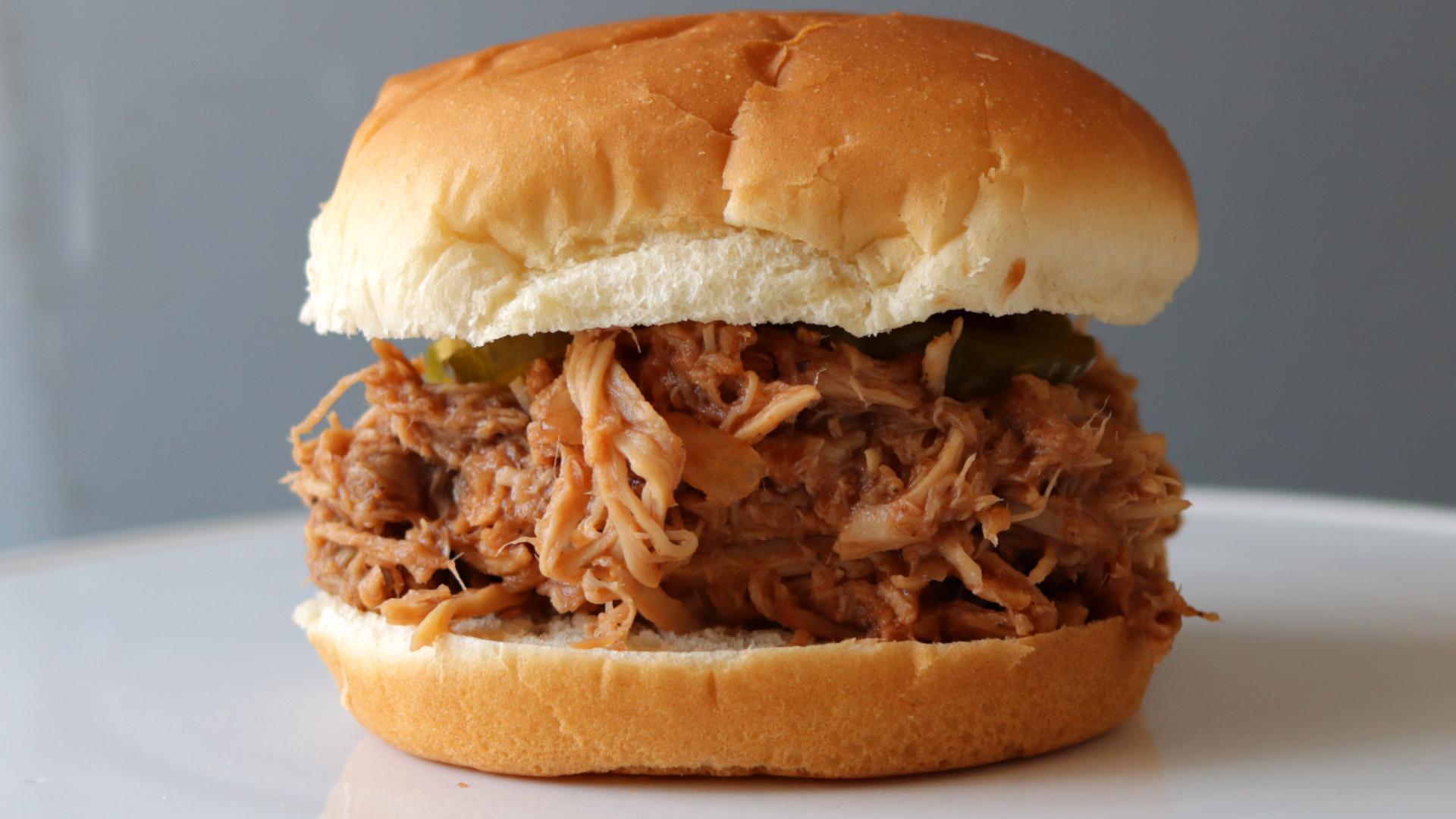 How to Make Pulled Pork in Slow Cooker Easy Pulled Pork Recipe 2.jpg