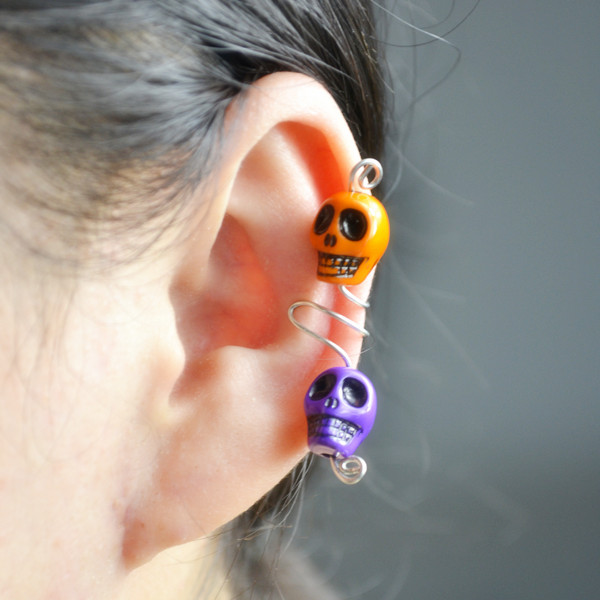 How to Make Wire Ear Cuff with Skull Beads for Beginners (5).jpg