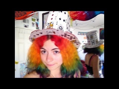 How to Make a Hat Out of Cards!!