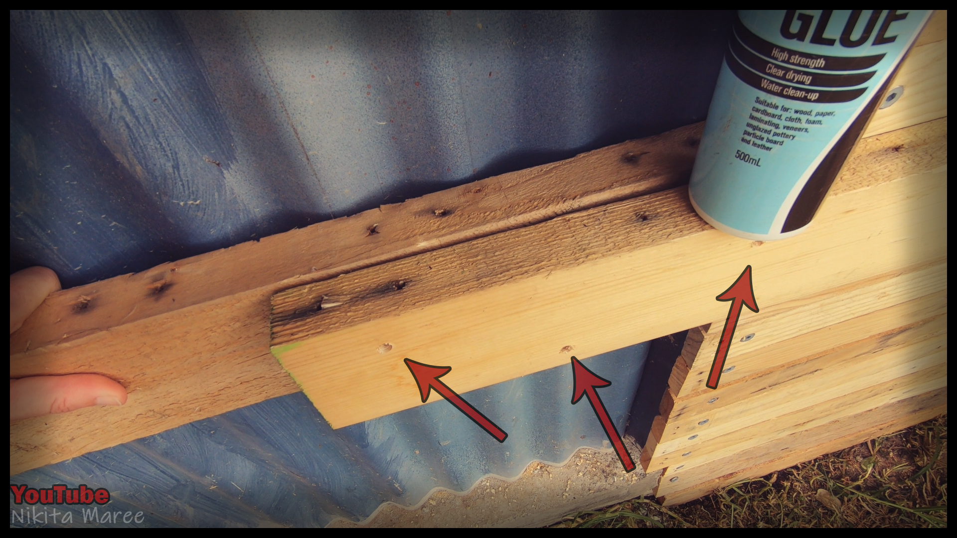 How to build a Work Bench Easy DIY Step by step building instructions with pallet wood (7).jpg