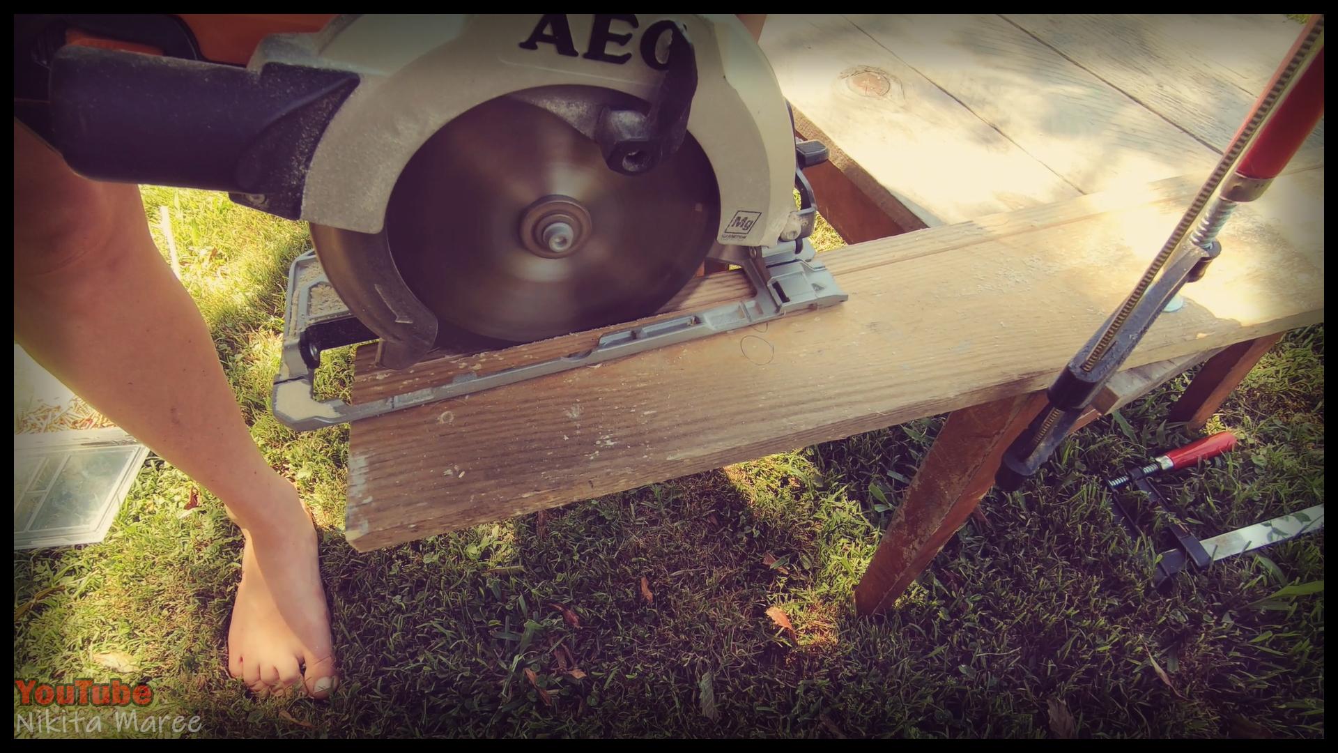 How to build a bar - DIY rustic pallet wood bar - Nikita maree (75).jpg