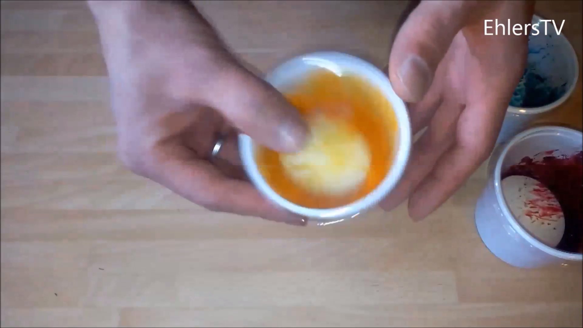 How to color easter eggs with rice-023.jpg