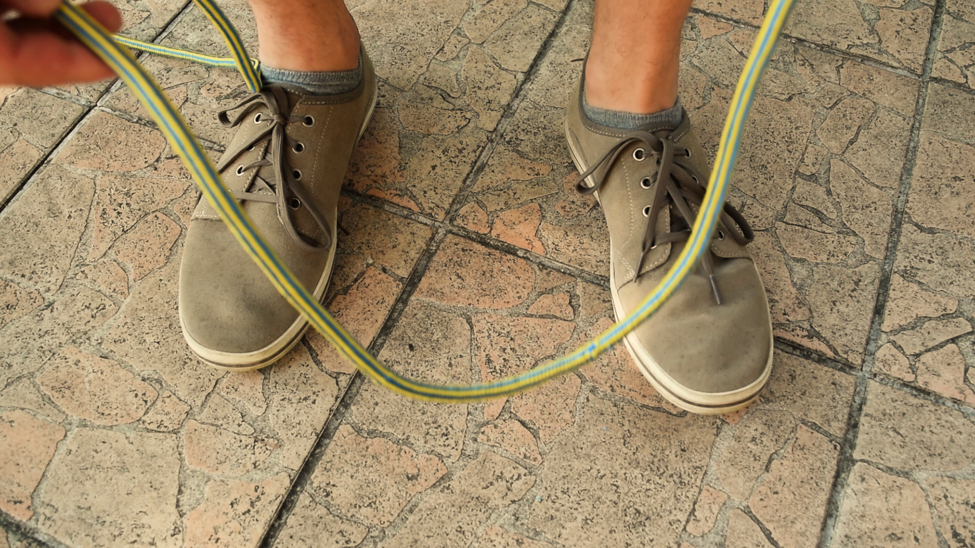 How to cut a rope with itself_freeze.bmp