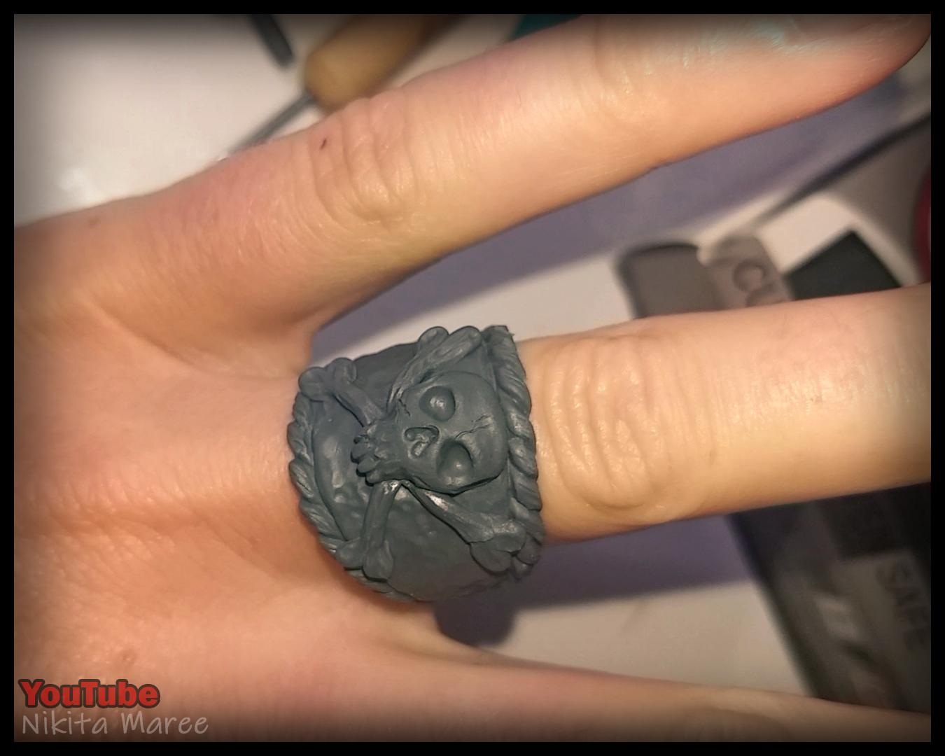 How to make jewellery rings from polymer clay. Clay sculpting tutorial pirate rings (2).jpg