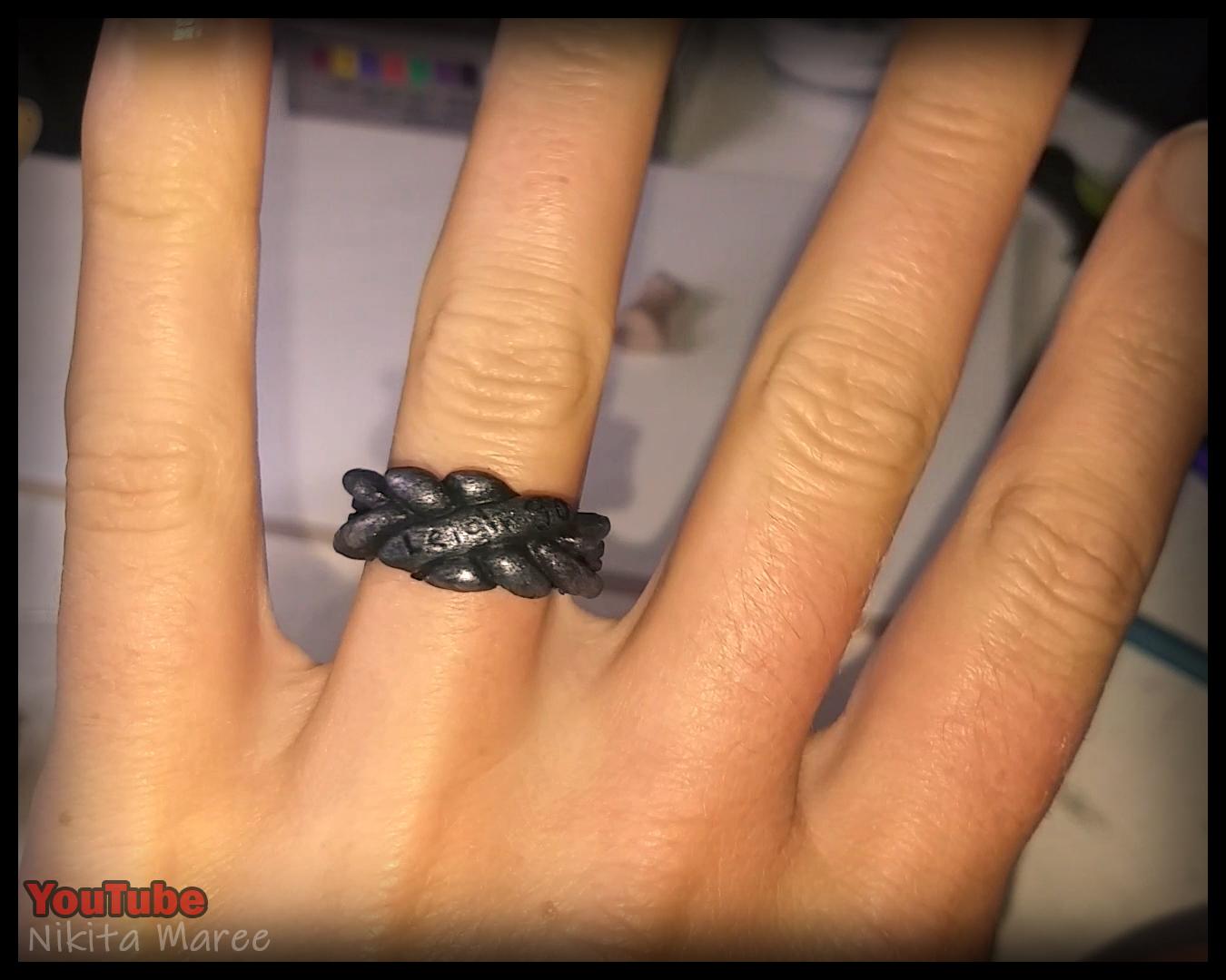 How to make jewellery rings from polymer clay. Clay sculpting tutorial pirate rings (47).jpg