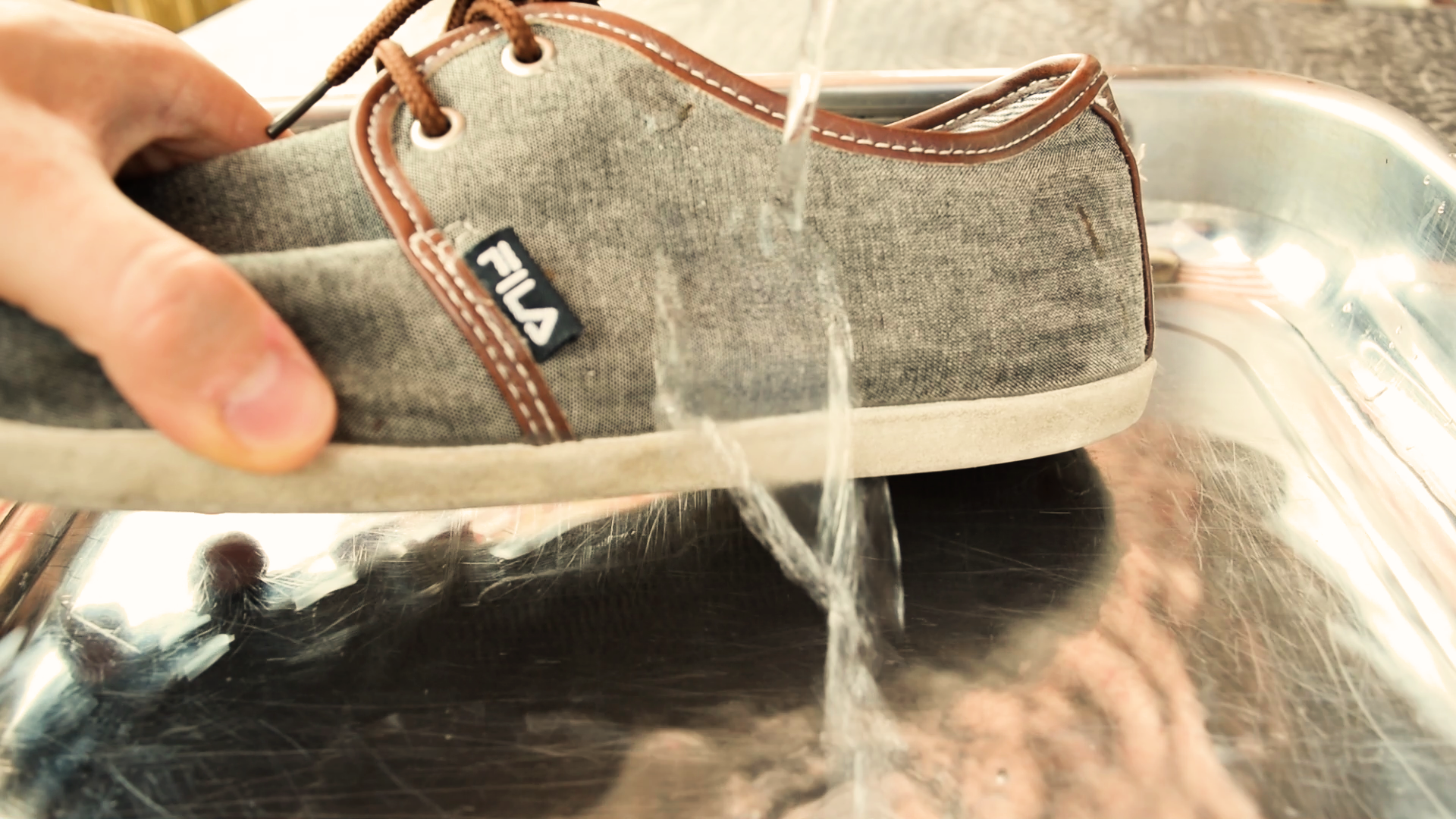 How to make your shoes waterproof_freeze7.bmp