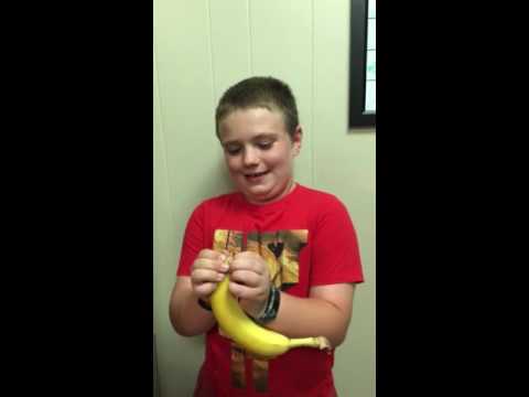 How to peel a banana like a professional