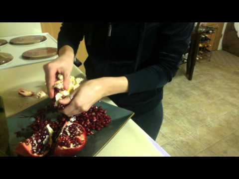 How to peel a pomegranate!