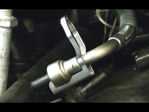 How to use a quick release disconnect tool for fuel and oil line fittings.