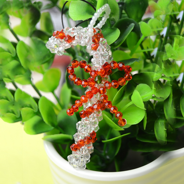 How-to-Make-Beaded-Candy-Cane-Christmas-Ornaments-with-Crystal9.jpg