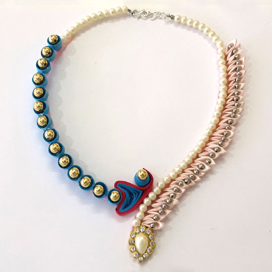 How-to-Make-a-Beautiful-Beaded-and-Quilling-Necklace-stylenrichDIY.jpg