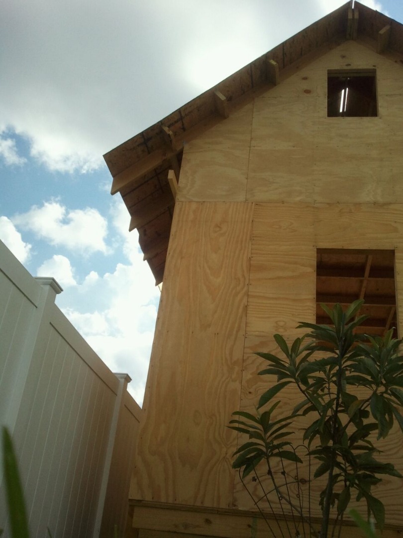 IMG-20140803-roof sheathing complete.jpg