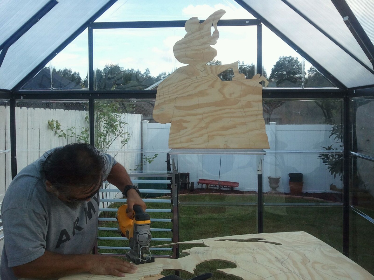 IMG-20151116-WA0012 Cutting out tall Gringe.jpg