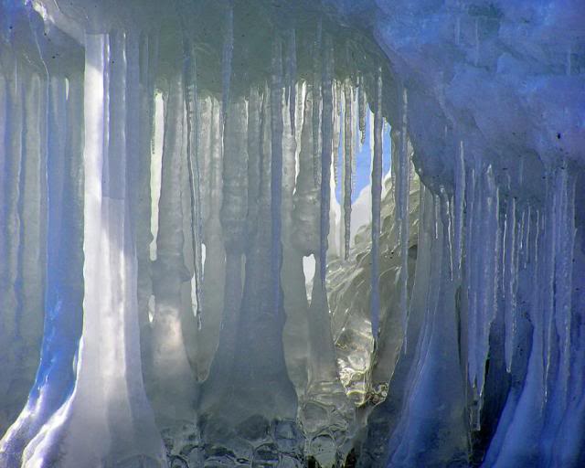 Ice Stalactite-Stalagmite.jpg