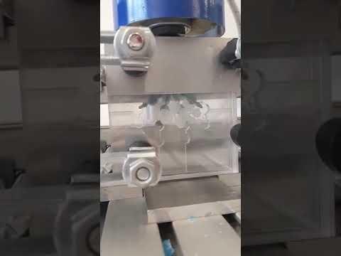 Injecting plastic into the mold [Wastelet]