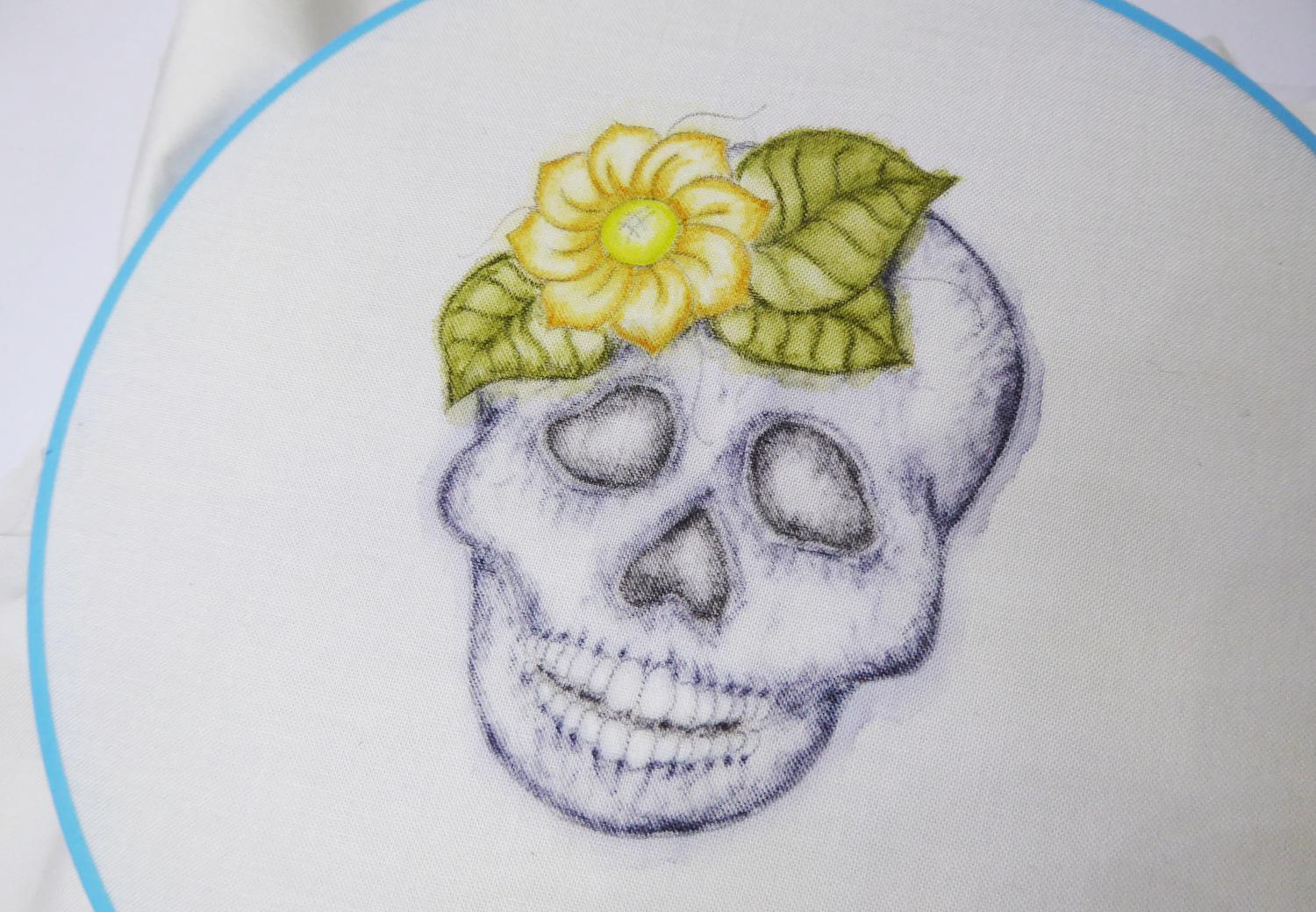 Inktense skull stitchery 12.JPG