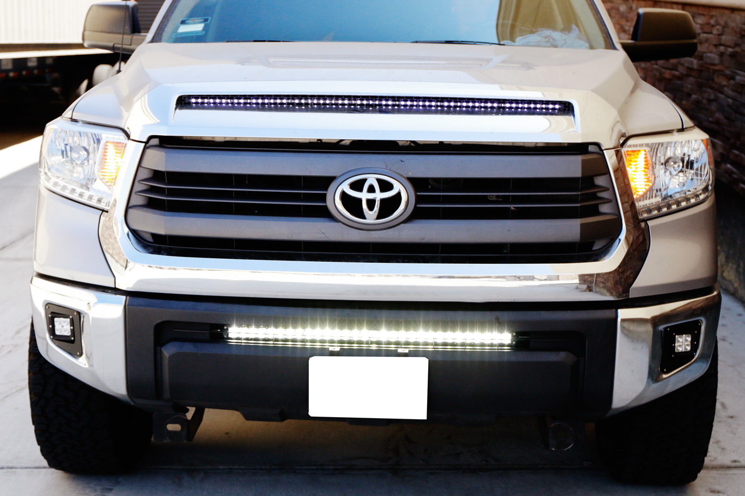 Install-Toyota-Tundra-LED-Light-Bar-13.jpg