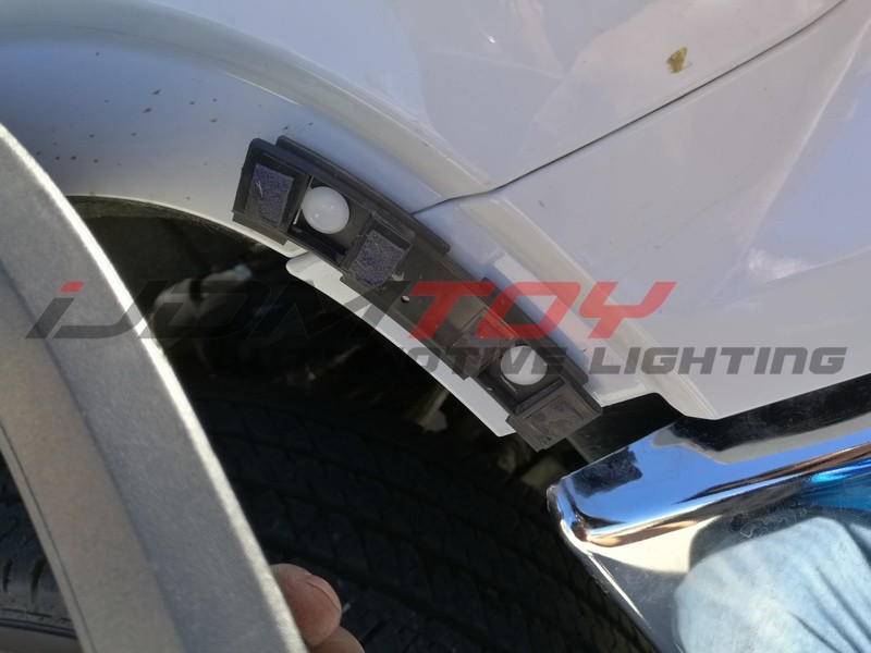 Install-behind-grille-LED-light-bar-GMC 12.jpg