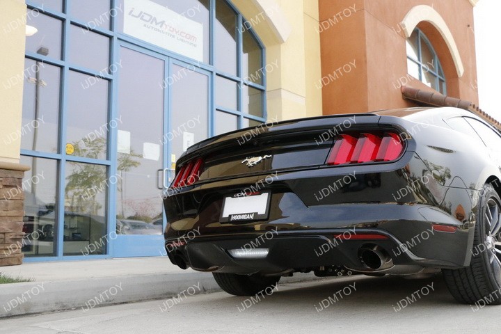 Install-iJDMTOY-Ford-Mustang-Rear-Fog-23.jpg