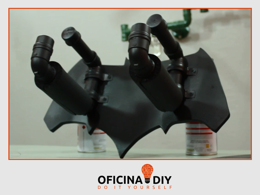 Instructable - Oficina DIY #09 - Porta Bicicleta de Parede do Batman - 00.png