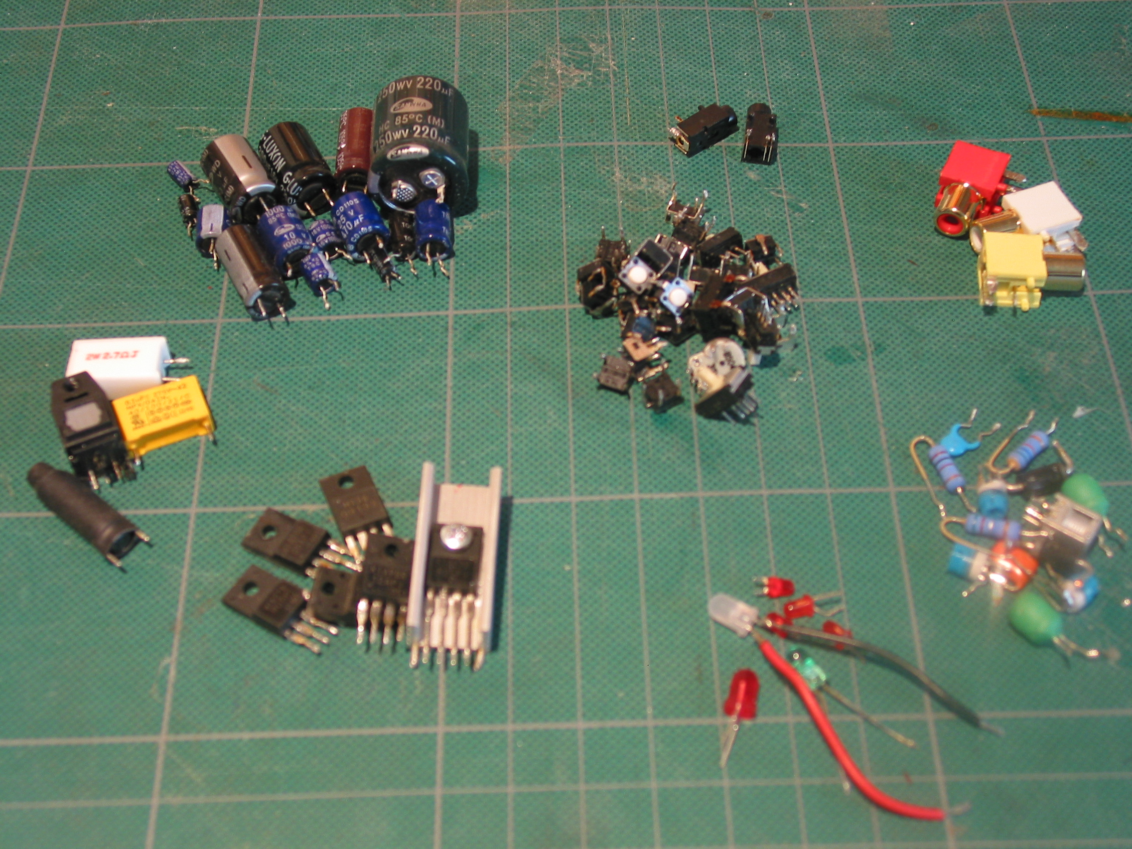 Instructables-Recycle old PCB components 014.jpg