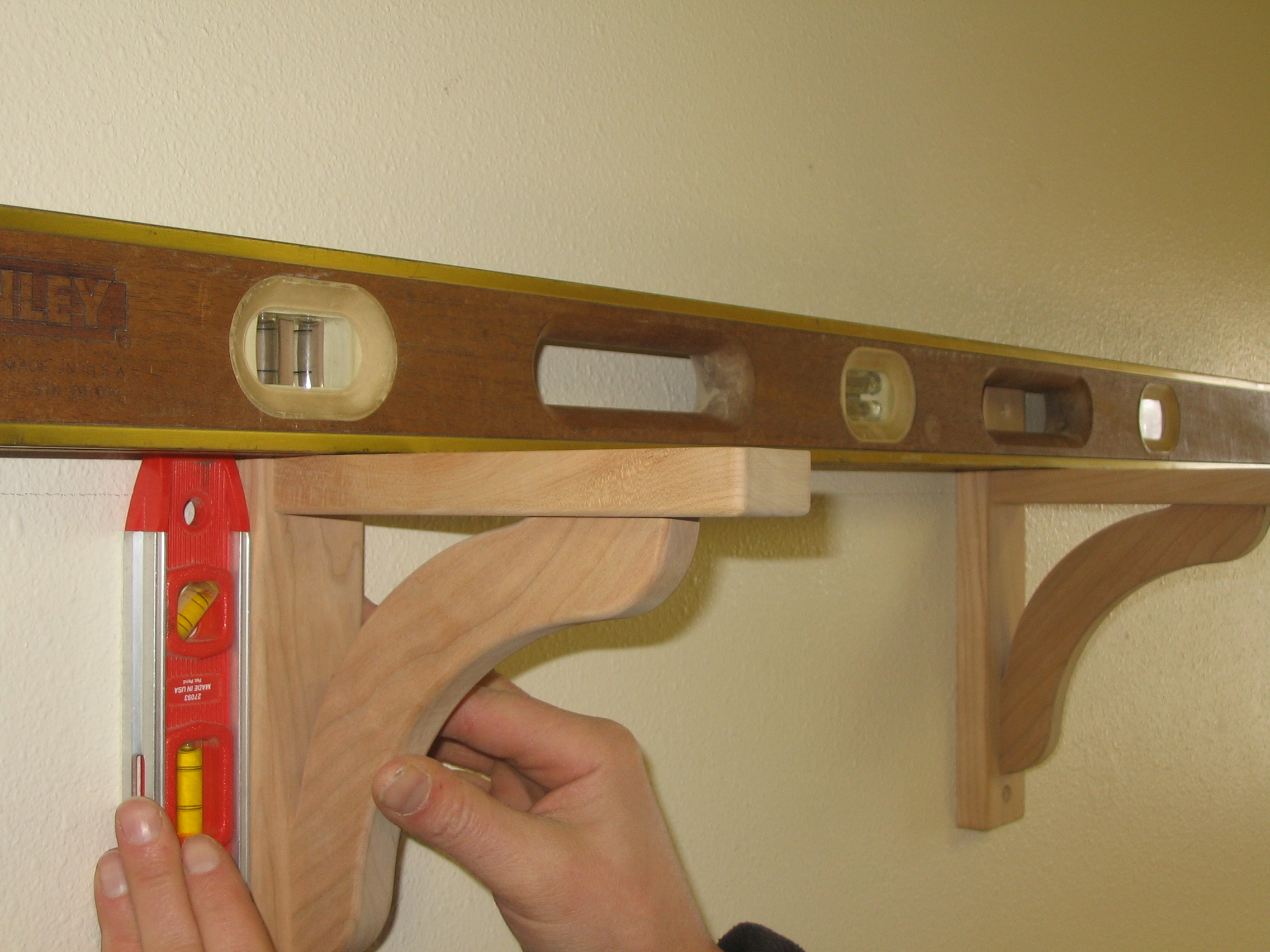 Instructables-shelf bracket installation 018.jpg