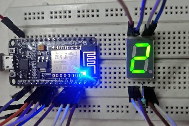 Interfacing-ESP8266-with-Seven-Segment-Display.jpg