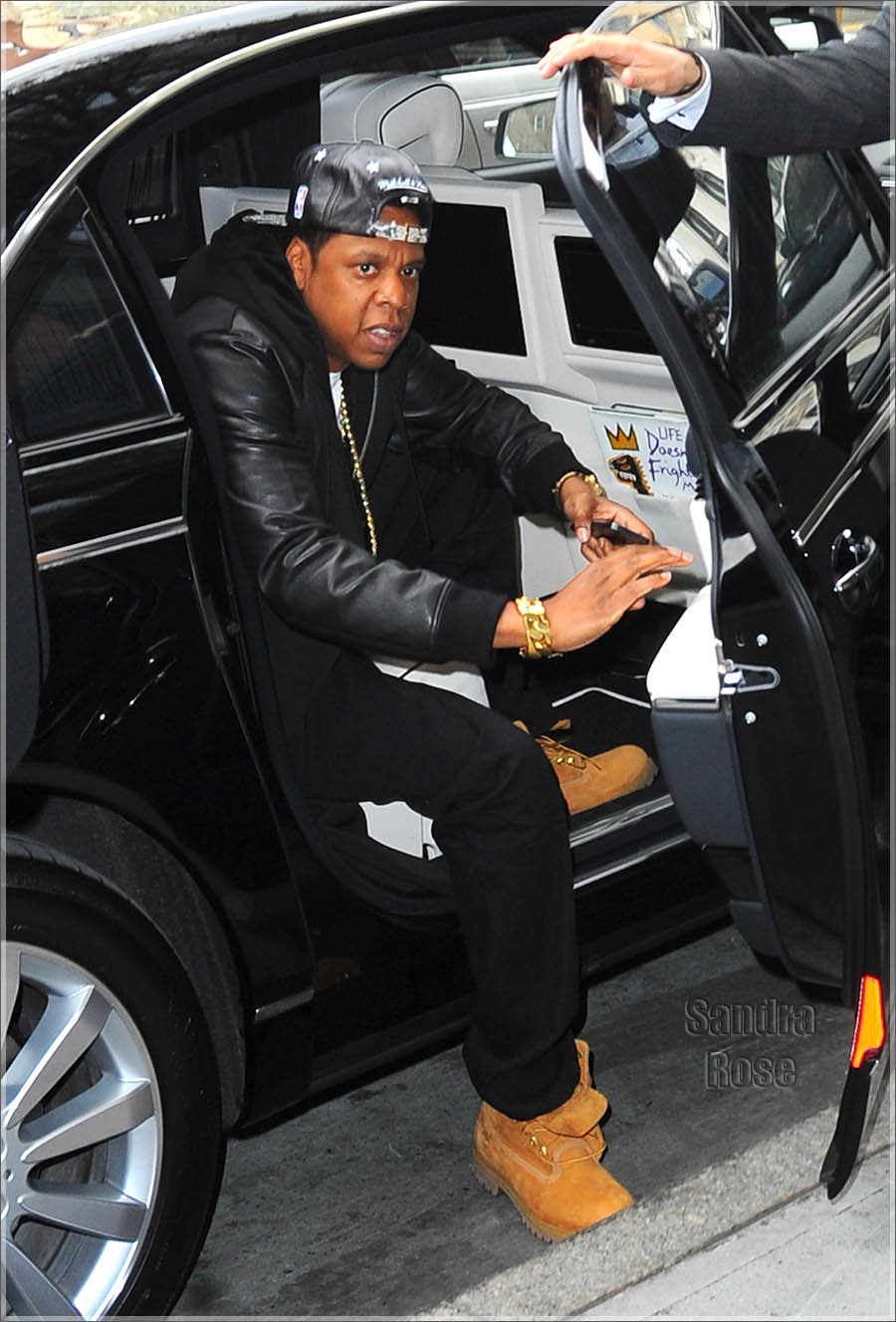 Jay-Z-meet-Kanye-West-in-SoHo-SPL.jpg