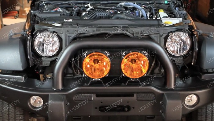 Jeep-Wrangler-LED-Headlights-02.jpg