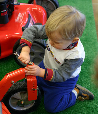 Jessie Fixing Mower