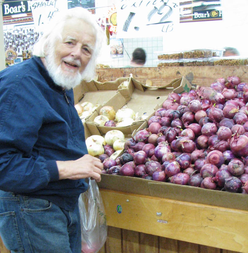 JtB Collecting Onion Skins 4-15-2014_crop_lower res.jpeg