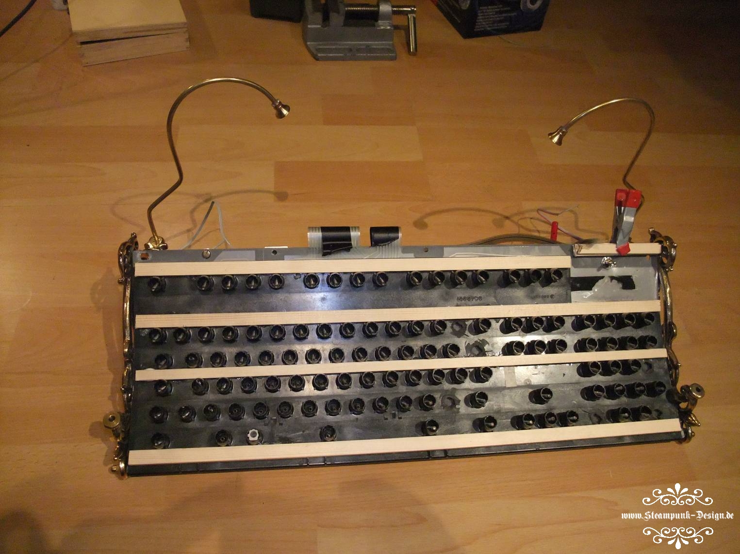 Keyboard62.jpg