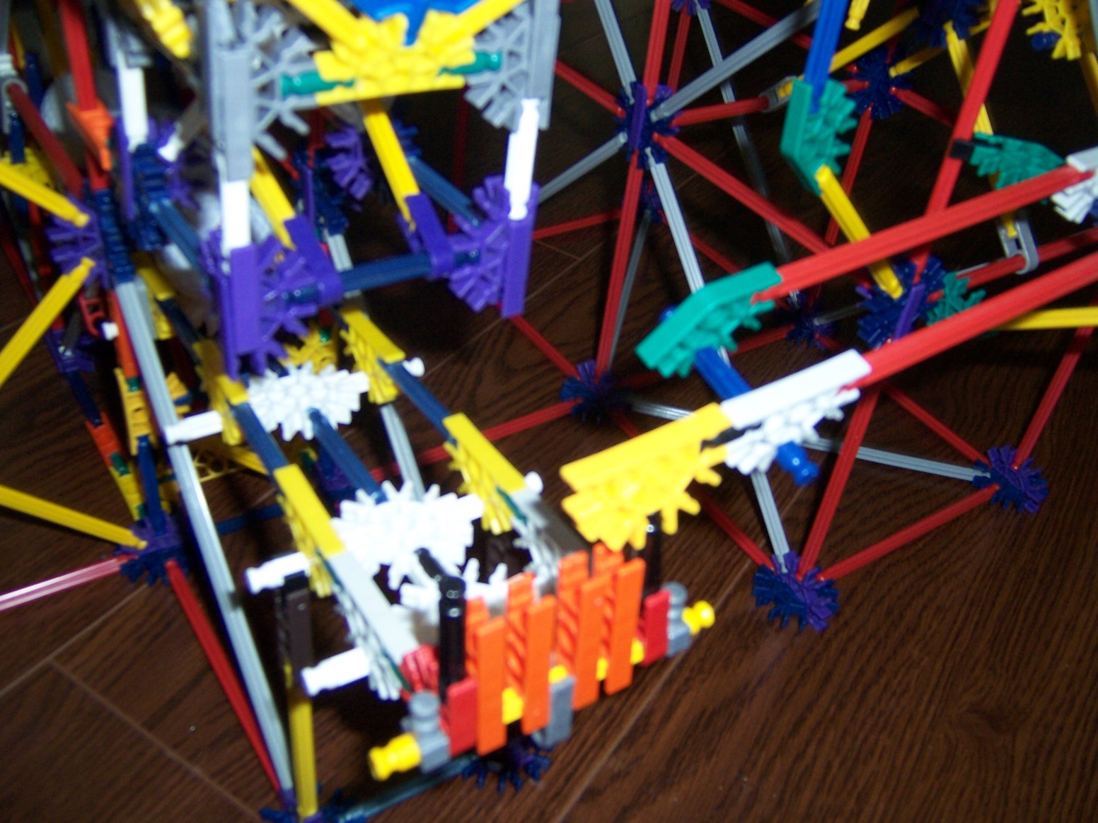 Knex Ball Machine Parallax 057.jpg