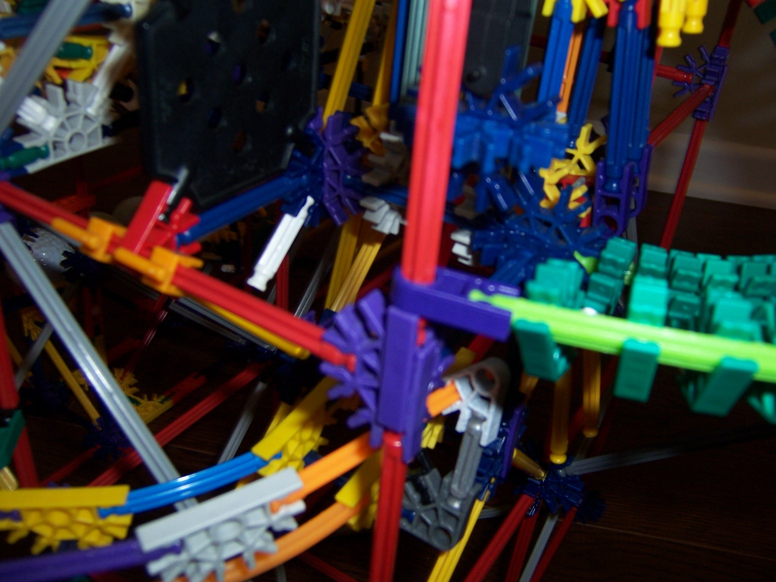 Knex Ball Machine Parallax 086.jpg