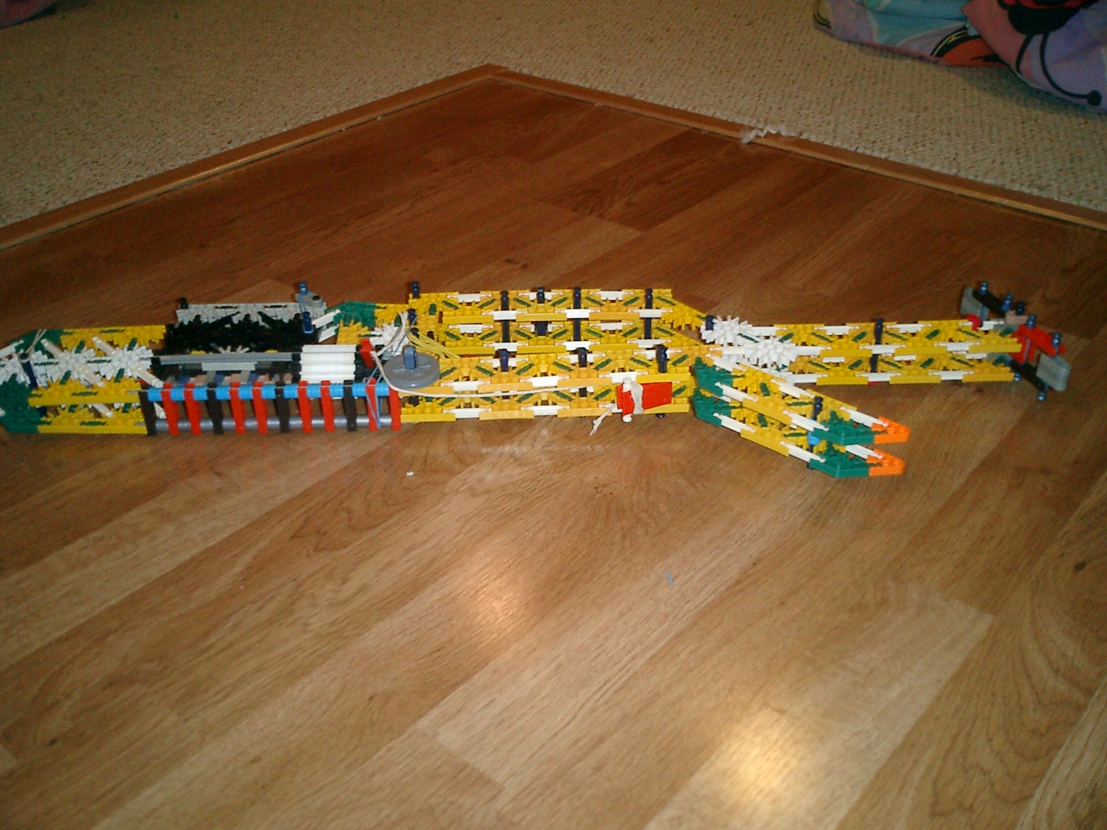 Knex gun 001.jpg