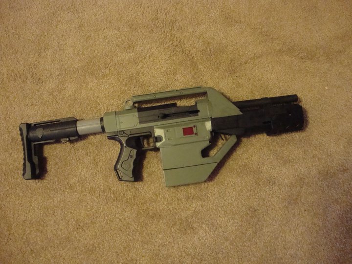 Kyle's m41a pulse rifle completed side.jpg