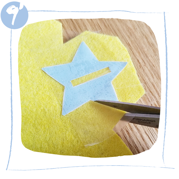 L'Atelier de B&eacute;ryl - Tutoriels pour Quiet Books - Blog - Page formes g&eacute;om&eacute;triques - &eacute;tape 9bis - d&eacute;coupe ciseaux.png