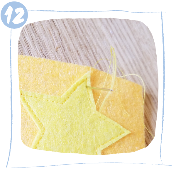 L'Atelier de B&eacute;ryl - Tutoriels pour Quiet Books - Blog - Page formes g&eacute;om&eacute;triques - &eacute;tape 12 - rentrer les fils 1.png