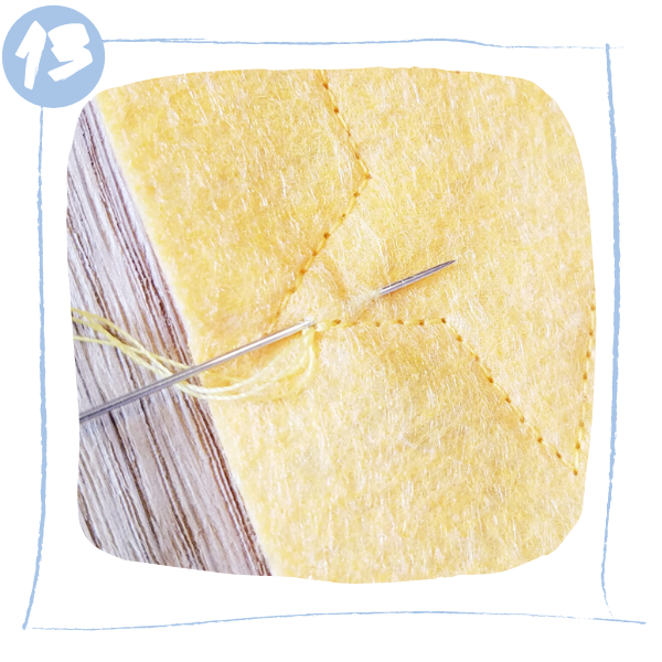 L'Atelier de B&eacute;ryl - Tutoriels pour Quiet Books - Blog - Page formes g&eacute;om&eacute;triques - &eacute;tape 13 - rentrer les fils 2.png