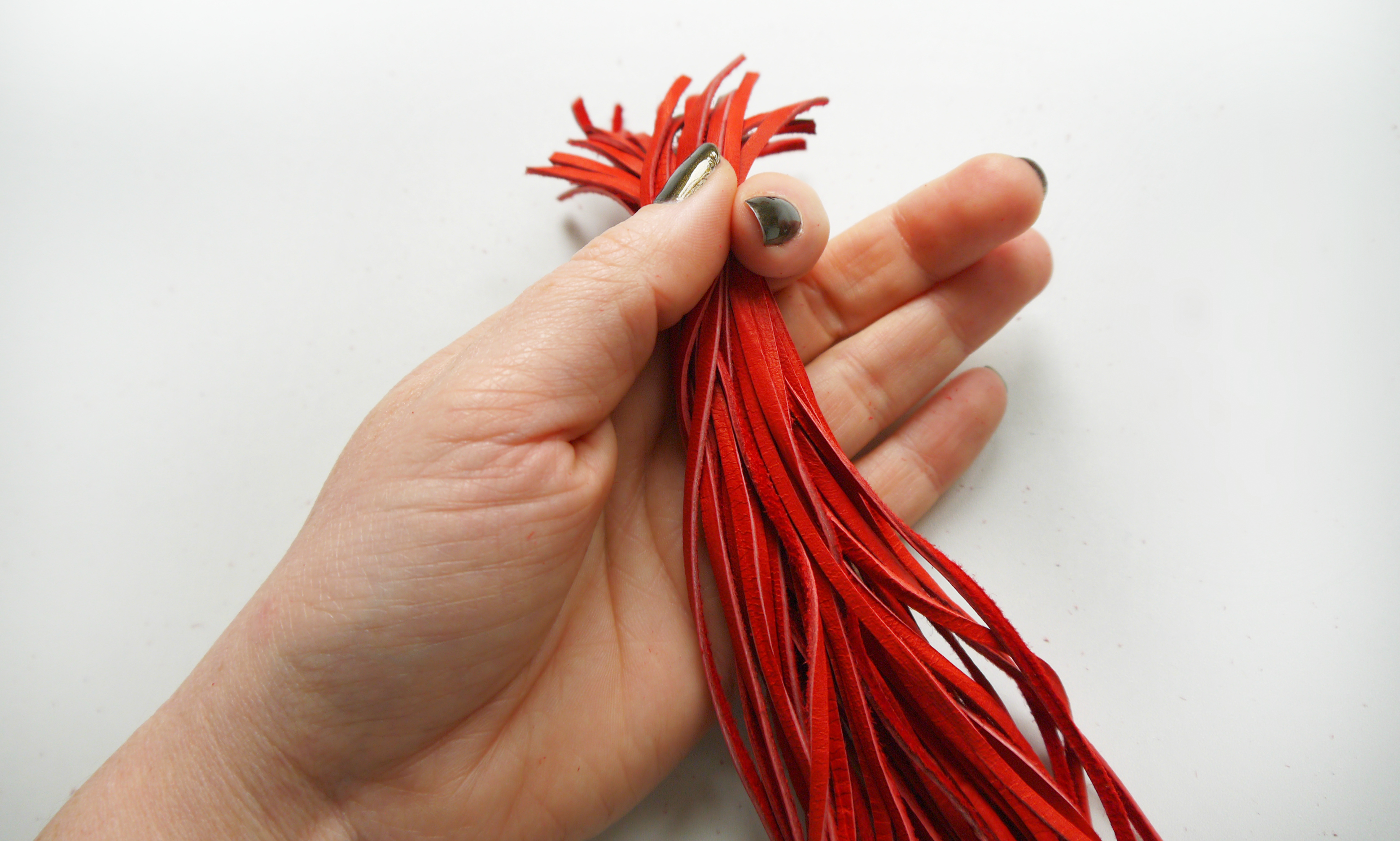 LEATHER TASSLE - STEP 4.jpg