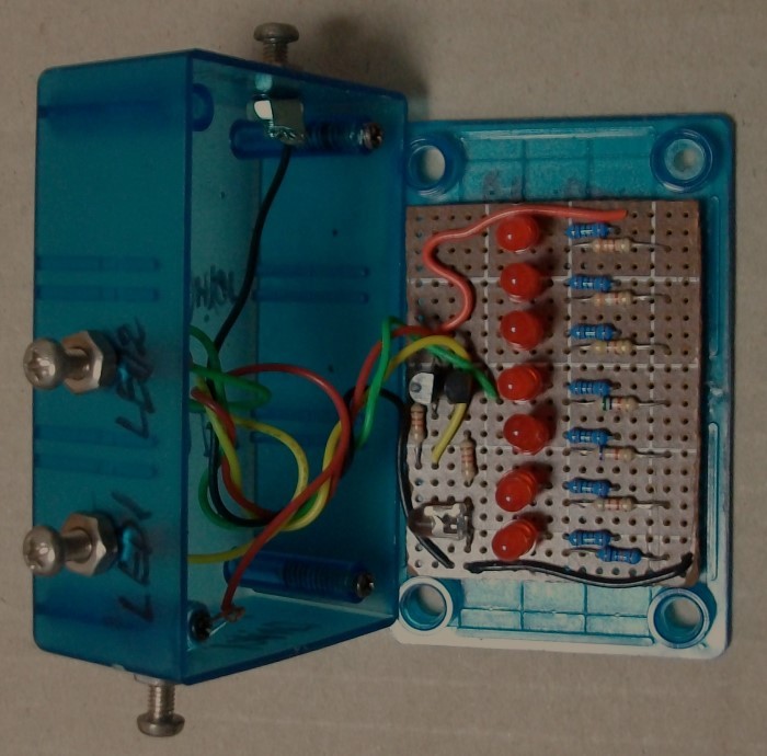 LED Bar Graph 04 Step 02 Make the Circuit.jpg