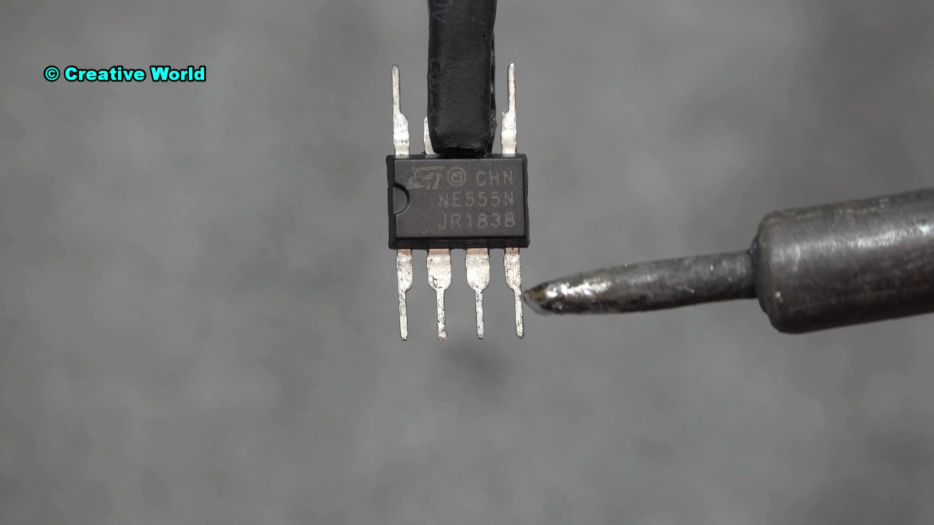 LED Chaser - Single Line LED Chaser Circuit Using NE555.mp4_000013446.png