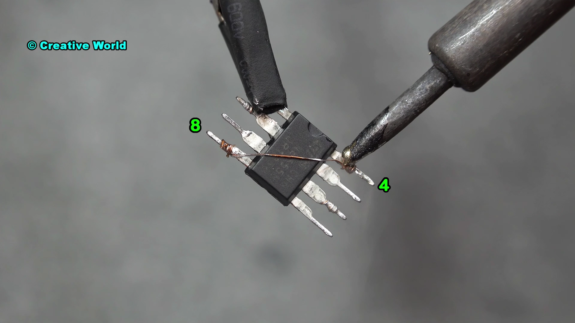 LED Chaser - Single Line LED Chaser Circuit Using NE555.mp4_000020920.png