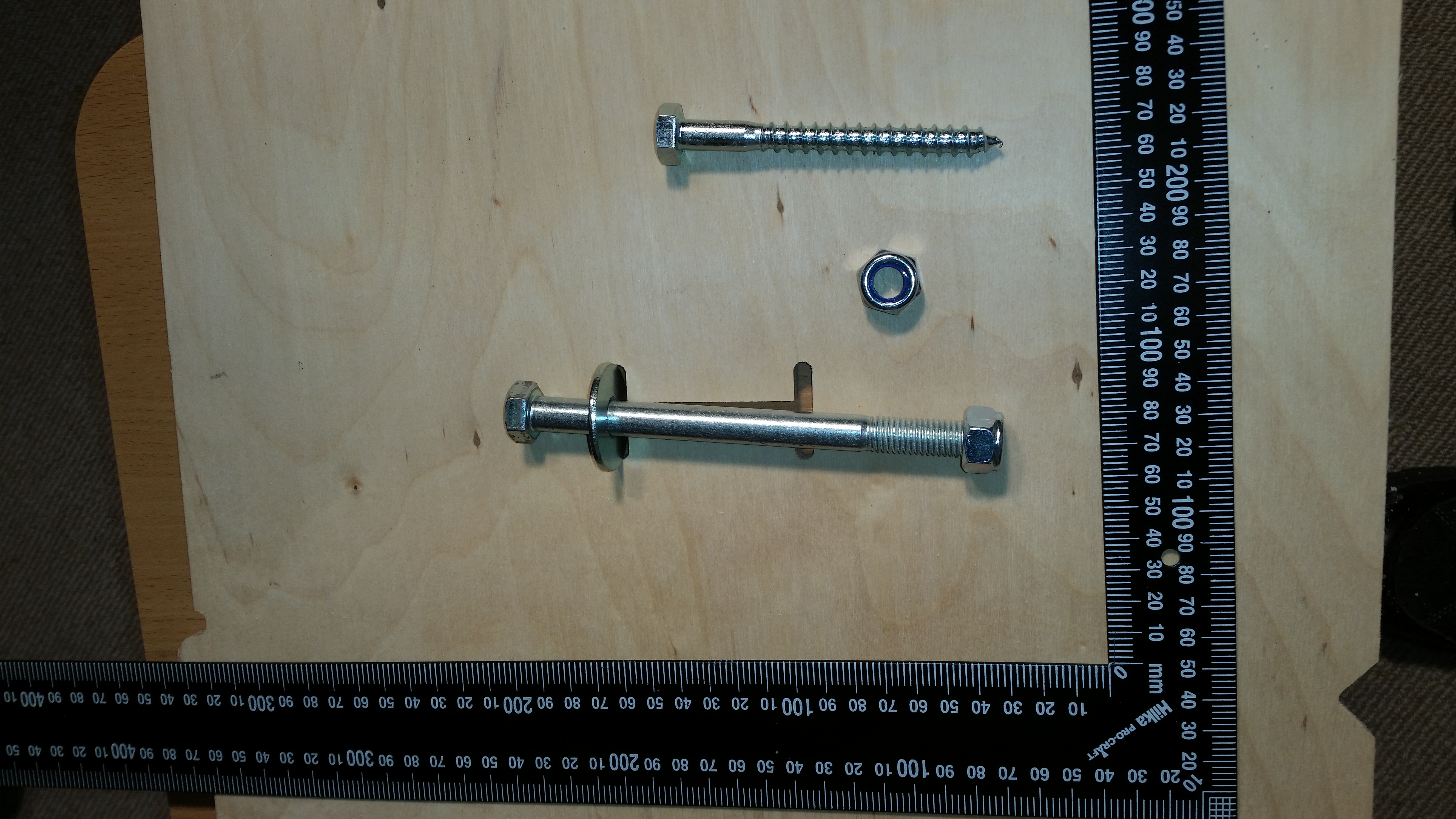 Leg bolts and hex head screws.jpg