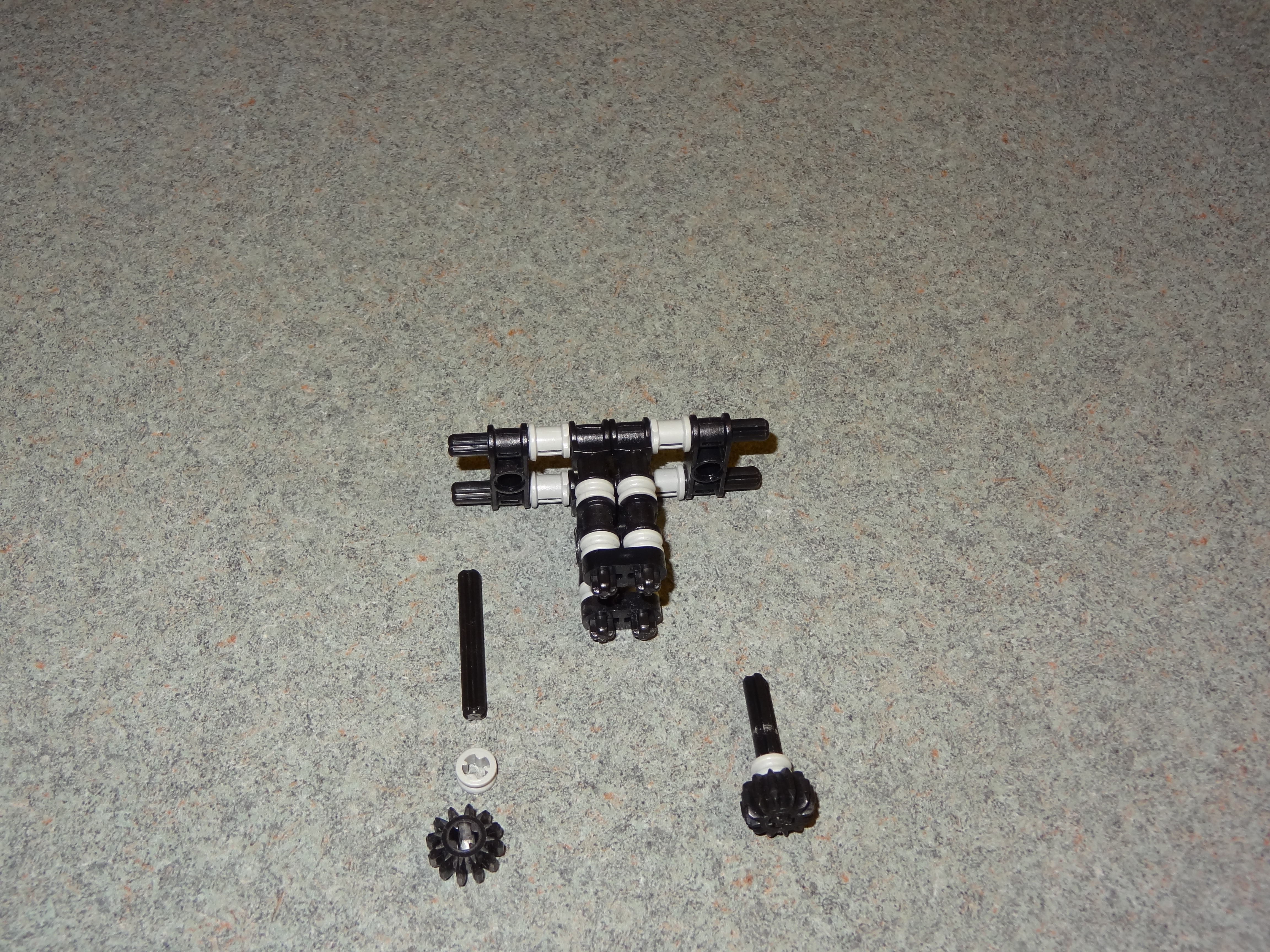 Lego RC Track Rover - 06.jpg